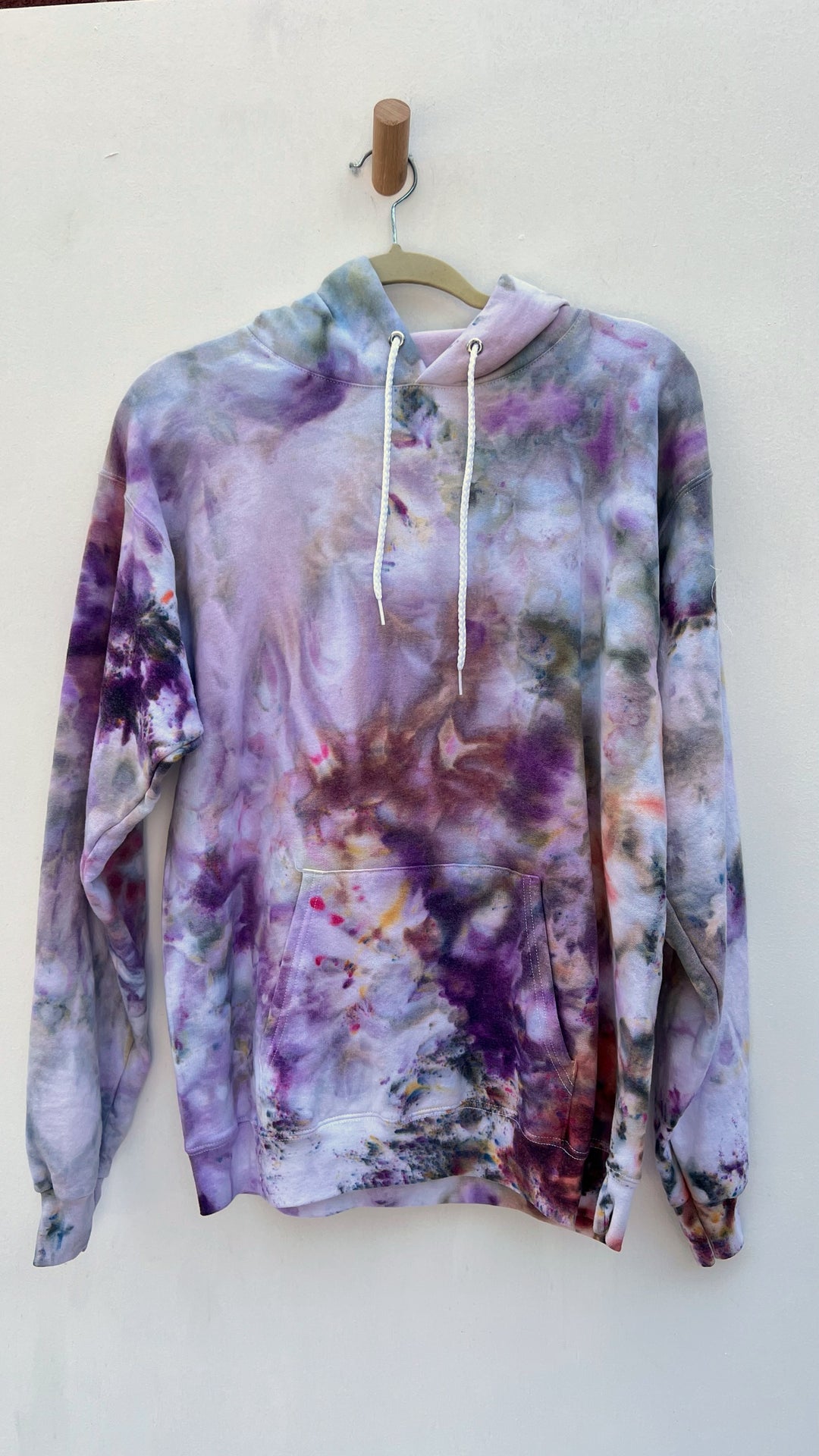 Hoodie Sweatshirt - Mediums